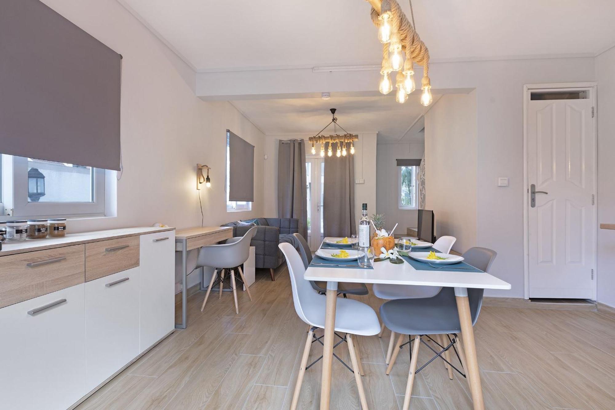 Amis Apartments Bain Boeuf Bagian luar foto